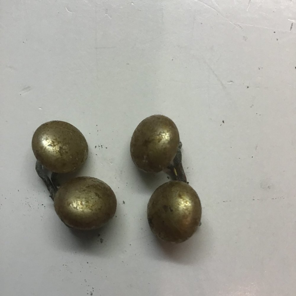 Vintage Pearlized Gold Cuff Links